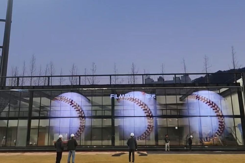 Filmbase-media-glass-Application Korean Monster Wall.jpg