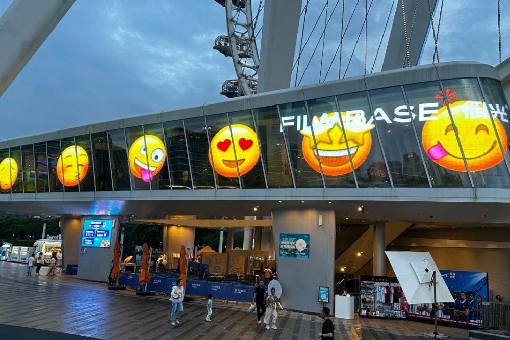 Media Film Applied to the Base of the Bay Area Light Ferris Wheel.jpg